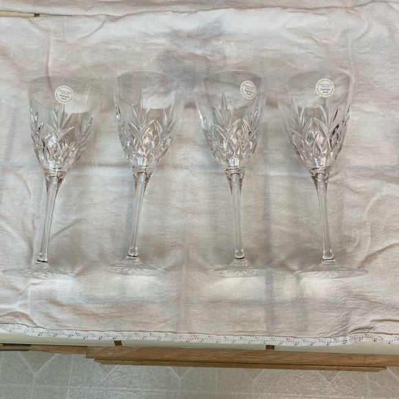 HIGHLIGHTS PRINCESS HOUSE CRYSTAL RED WINE STEMWARE GLASSES BRAND NEW WITH TAGS - Picture 3 of 6